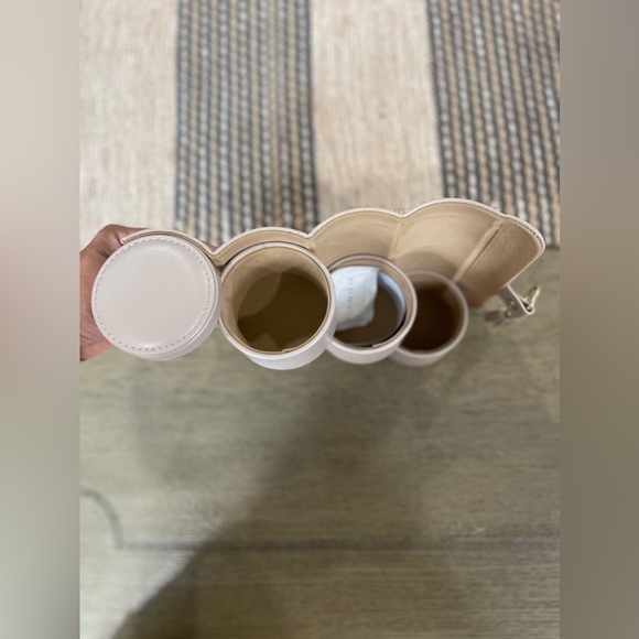 Vlando Compact Jewlery Box - Picture 7 of 7